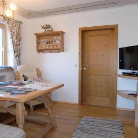 Apartamento Für 3 Personen In Bad Bayersoien, Bayern *